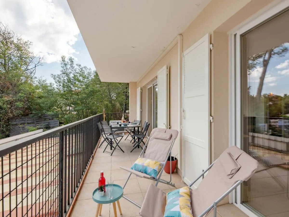 Apartment Le Cyrnos By Interhome Saint Aygulf