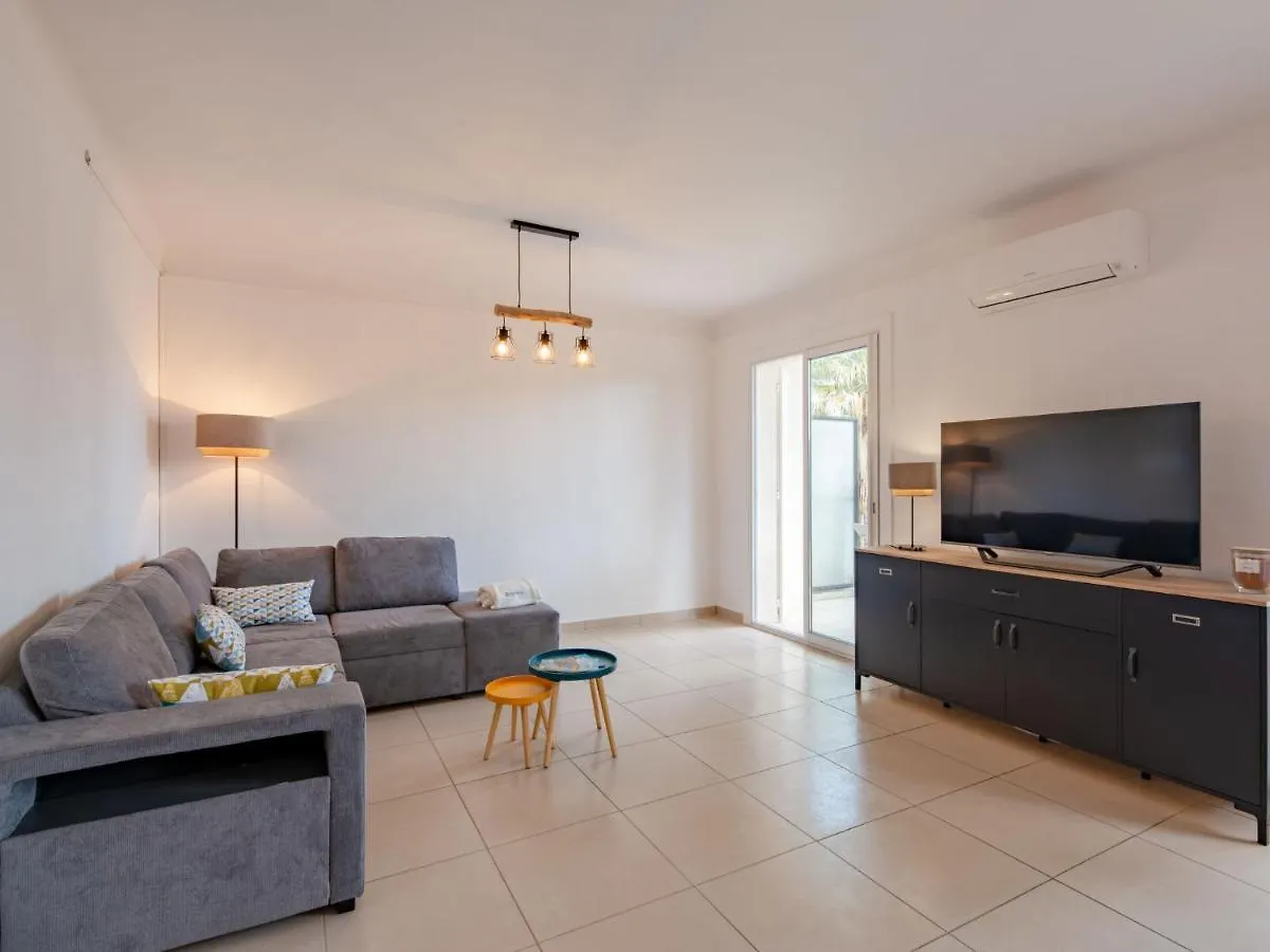 Apartment Le Cyrnos By Interhome Saint Aygulf